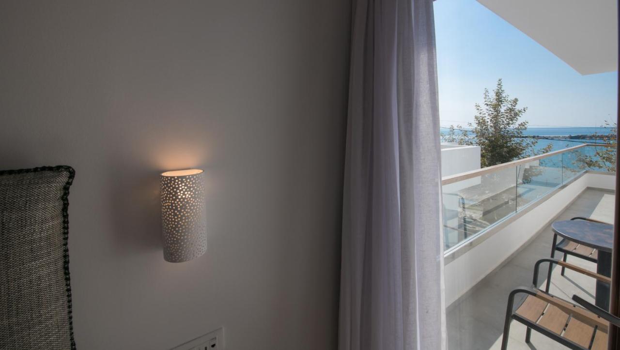 Natura Luxury Boutique Hotel Skopelos Loutraki  Ngoại thất bức ảnh